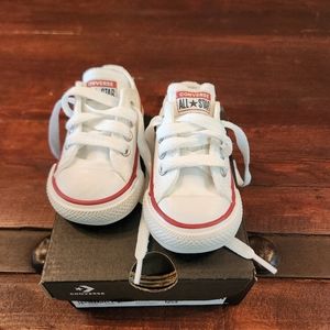 Infant white converse. New condition